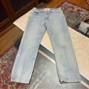 BDG Men's Light Wash Straight Jeans